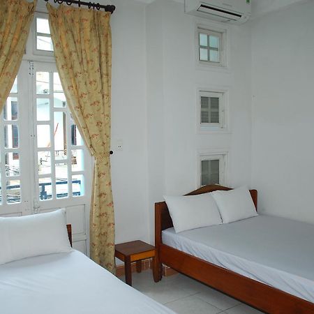 Volga Hotel Хуе Екстериор снимка