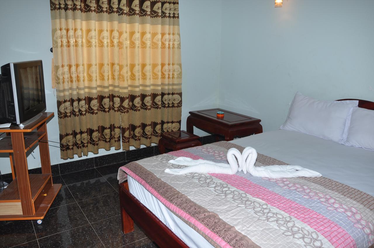 Volga Hotel Хуе Екстериор снимка